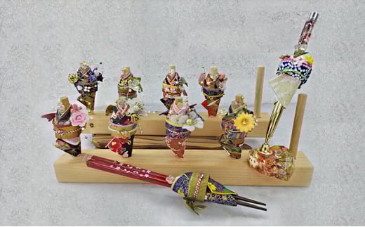 【ふるさと納税】コデマリちゃん・着物ドールリウム お箸カバー ボールペンカバー メイクブラシカバー ふるさと納税 ふるさと 人気 おすすめ 送料無料 兵庫県 三田市 [3d28bae750000]