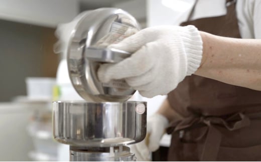 【ふるさと納税】 原木 椎茸 パウダー 健康 活力 元気 便利 産地 特産 しいたけ シイタケ パウダー 調味料 食品 ギフト  ふるさと納税 ふるさと 人気 おすすめ 送料無料 兵庫県 三田市 [3d28bae310003]