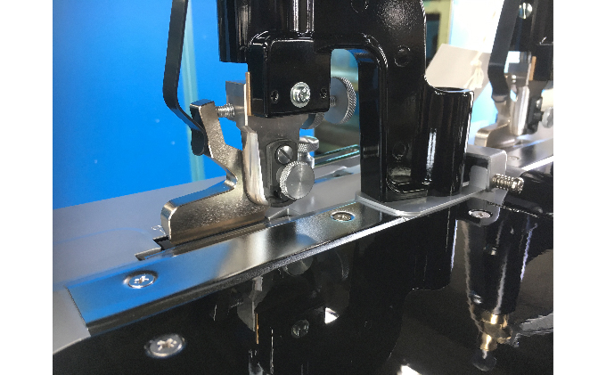 NP-S7　レザークラフト用皮漉機　カーボン調　規