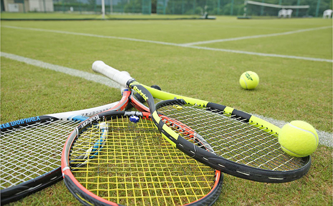 【関西唯一】天然芝テニスコート（1時間）利用券＋テニス