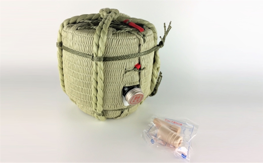 菰樽入り　特別純米酒（1.8Ｌ）