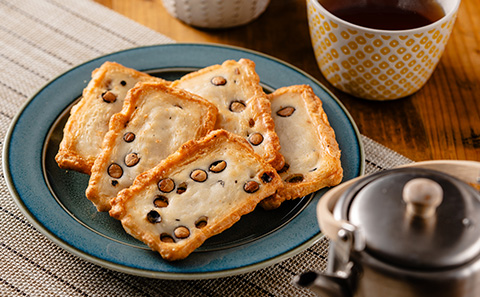 【丹波篠山の幸の味】パリッと香ばしい黒豆入りおかき TO-Ｄ