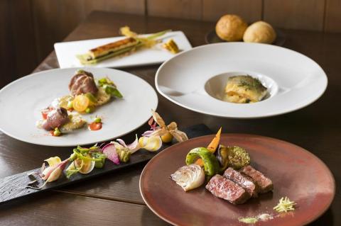 【ペットと泊まる】篠山城下町ホテルNIPPONIA 1泊2日ペア宿泊券（2食付き）