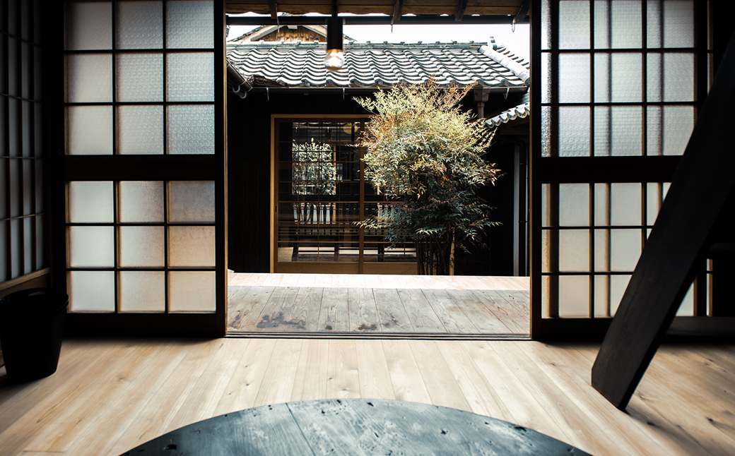 美しい街並みに佇む喫茶と宿 「Oito」 １泊２日ペア宿泊券（ご宿泊限定喫茶のご朝食付き）