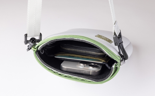 yabu+ サコッシュ