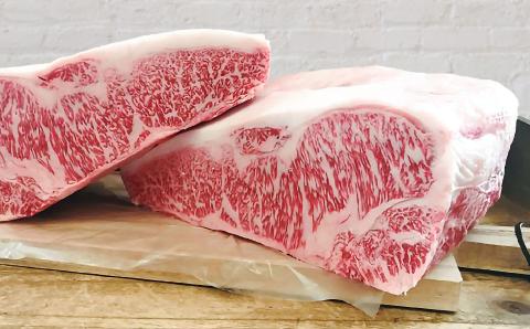 淡路ビーフにも神戸ビーフにも認定された、厳選牛のサーロインステーキです。 【MEAT29】淡路ビーフ＆神戸ビーフ認定牛のサーロイン200ｇ×2（ステーキ）