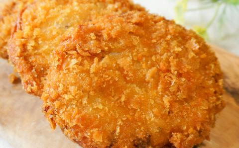 おうちで練物屋の揚げたてが楽しめる － 島玉ねぎフライ(たこ) １０枚入 （ご自宅用）－