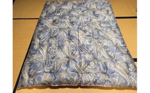 側生地はコットン100％・中わたにはコットン95％使用しています。 『洋風仕立て・コットン95％』掛け布団＜抗菌・防ダニ＞/シングル・ブルー