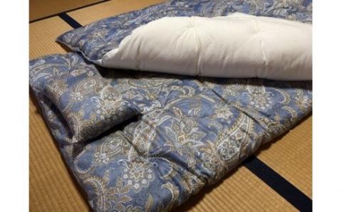 従来の綿掛け布団より20％程度軽く仕立てあげた掛け布団です。 『うす仕立て洋風・コットン95%』掛け布団＜抗菌・防ダニ＞/シングル・ブルー