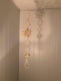 幻想的で美しい癒しのインテリア 【Papilio】光のモビール「ヒンメリ」　窓辺のプリズム