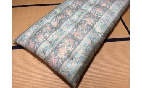 就寝中に寝返りをしても体圧が上手く分散するように仕立てています。 ゴージャスなコットン敷布団【抗菌・防ダニ】/シングル・グリーン