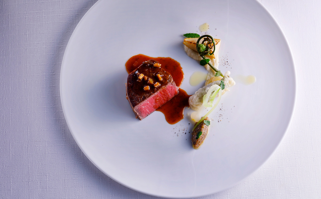 Auberge フレンチの森レストラン各棟共通　ペアディナー食事