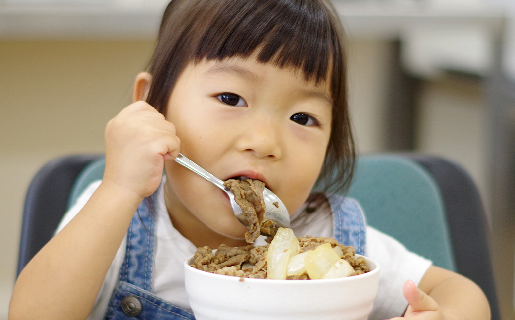 【定期便12ヶ月2026年4月発送～】淡路牛 切り落し　1.2kg (300g