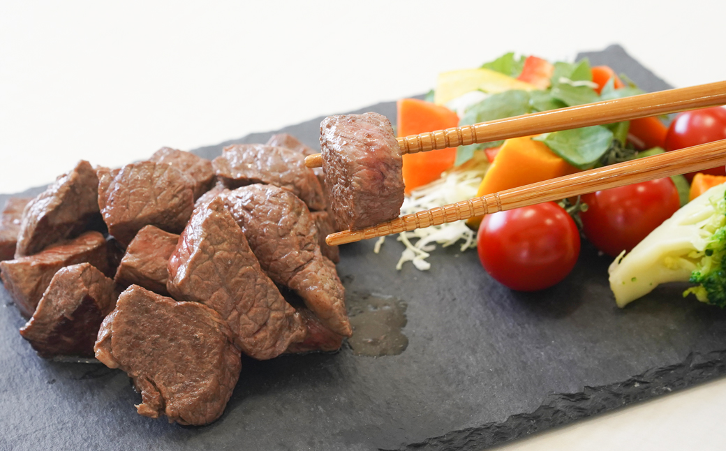 淡路牛 赤身サイコロステーキ　500g（250ｇ×2パック）　 [小