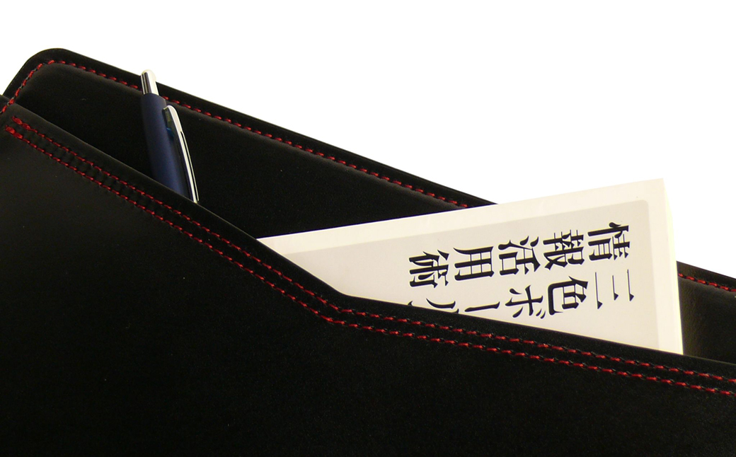 大きめサイズでブラックレッド配色の本革メンズポーチ「