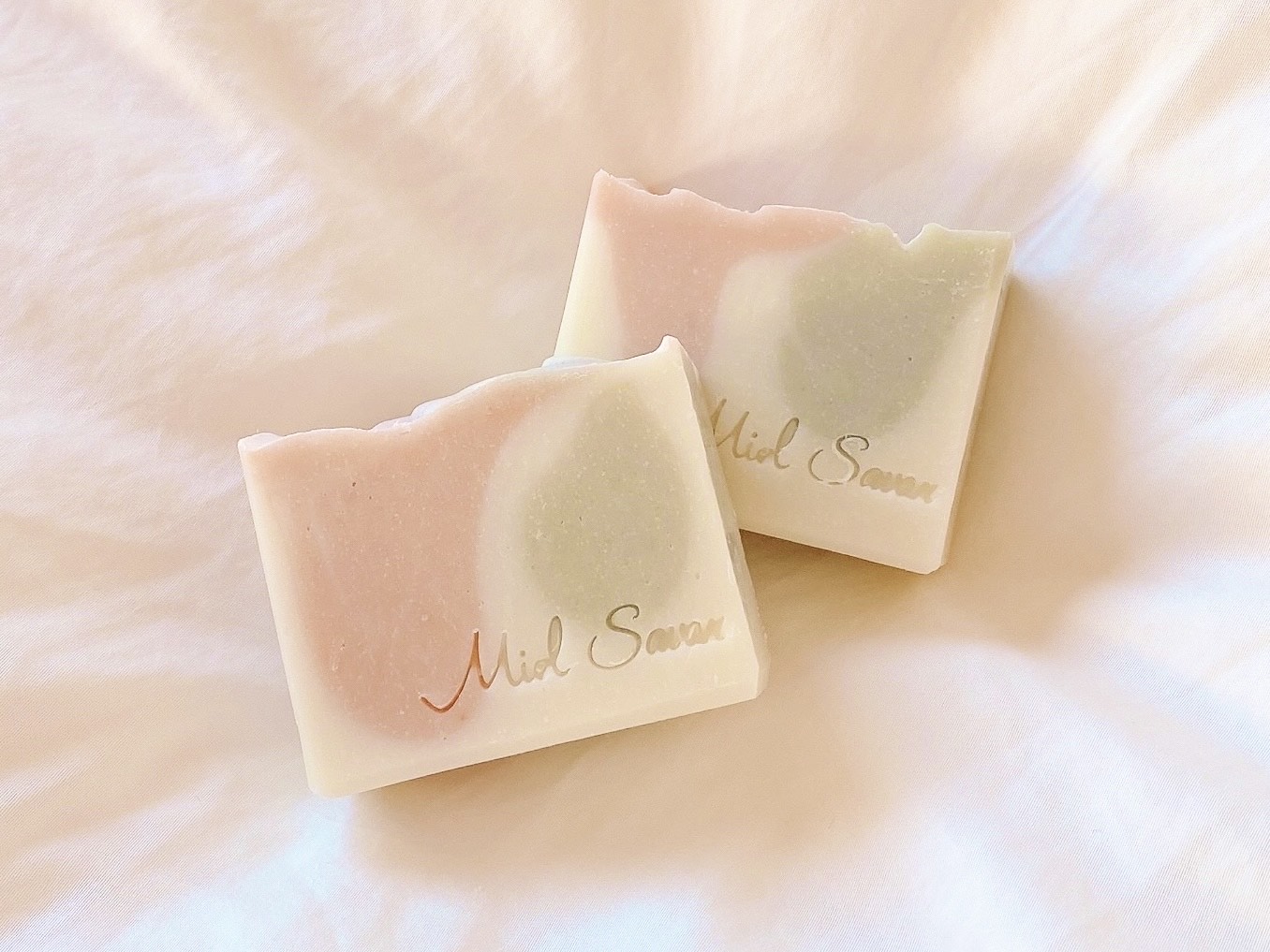 Miel オーガニック石けん 2個（2種）化粧箱入り（泡立てネット、石鹸トレー付き）[ 石鹸 石けん せっけん ソープ 美容 ]