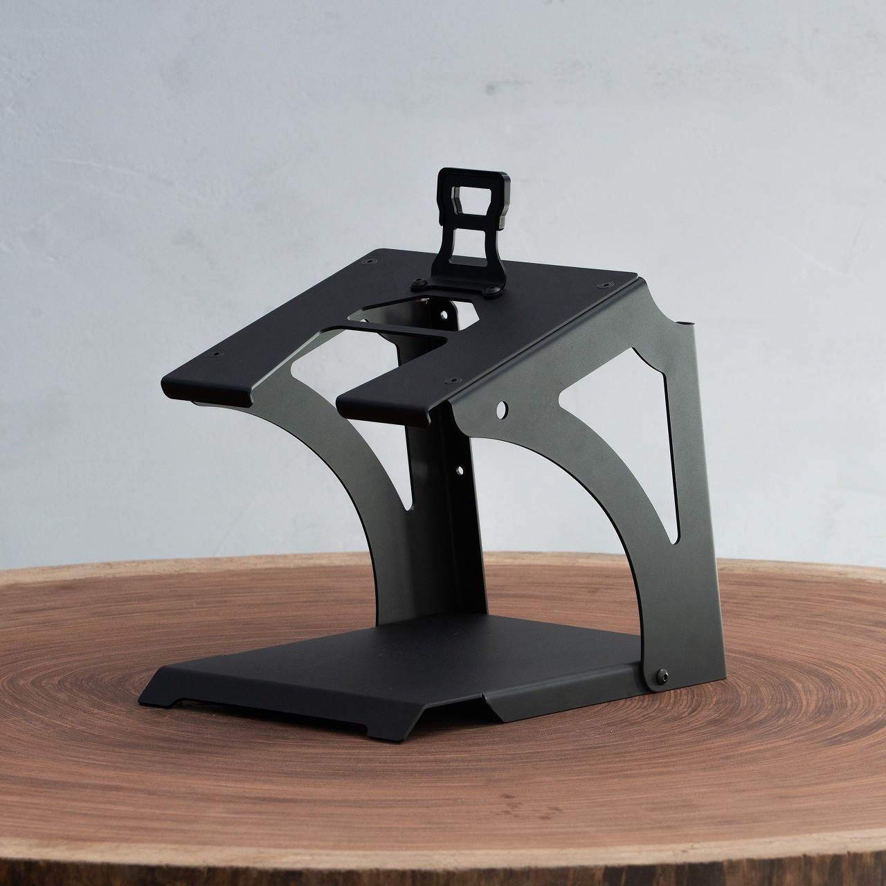 ヘルメットスタンド View Xiar　[ バイク バイク用品  収納 ヘルメットフック インテリア ディスプレイ おしゃれ]