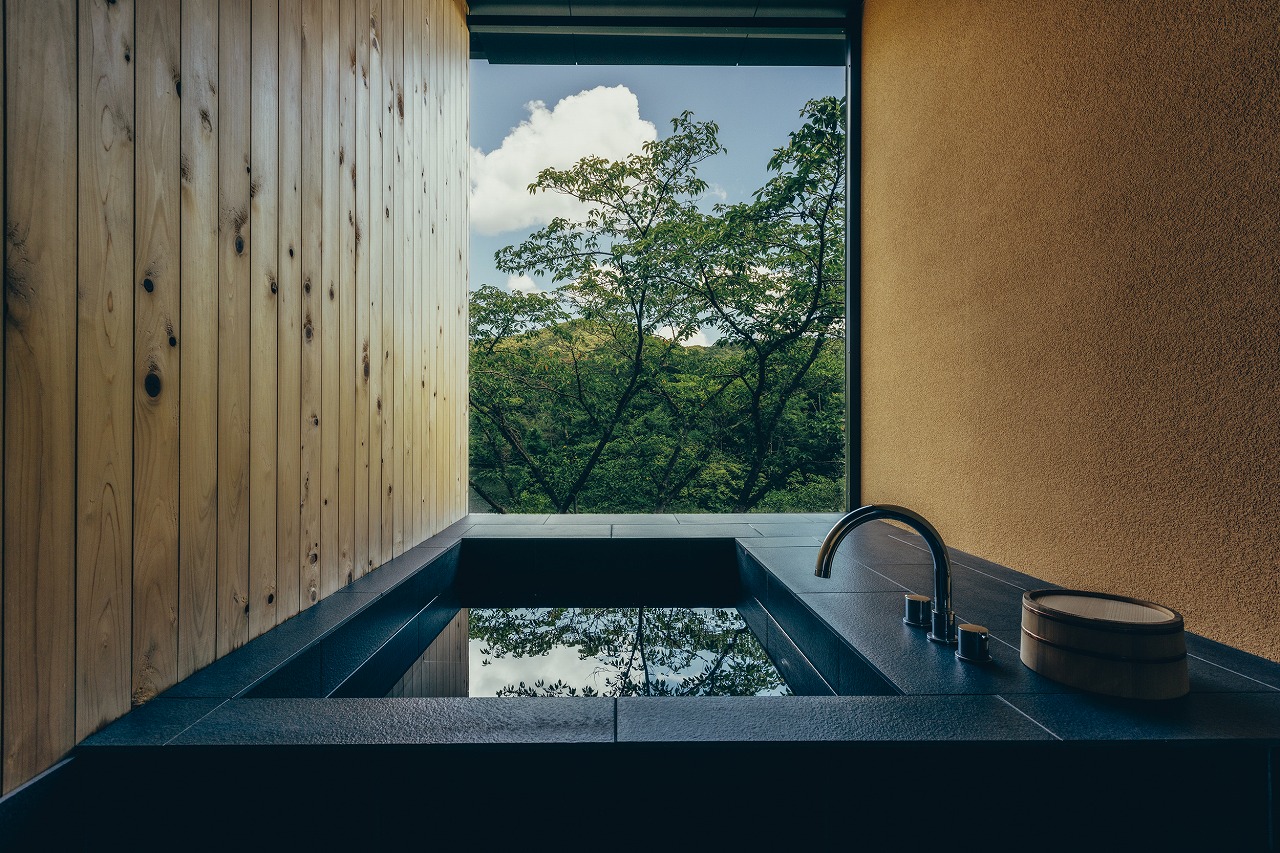 GLAMPCABIN 東条湖・丹波篠山 「リラックスキャビン」 平日限定 ペア 宿泊券 1泊2食付[ グランキャビン グランピング アウトドア ゴルフ 贅沢 自然 兵庫県 関西 加東市 ]