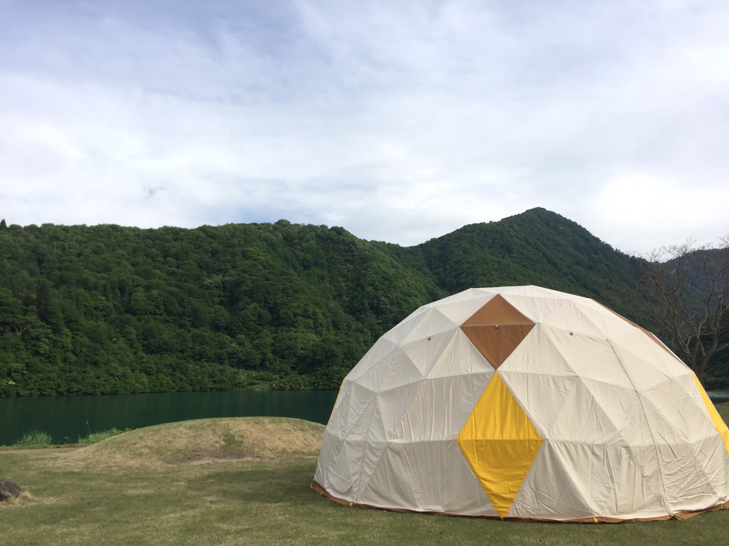 ドームテント／グランピング ドームテント（直径6～7ｍ、高さ3.5ｍ）テント オーダーメイド キャンプ グランピング アウトドア 防災 日本製