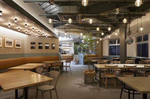 F-52　津田宇水産レストラン御食事券（9,000円分）