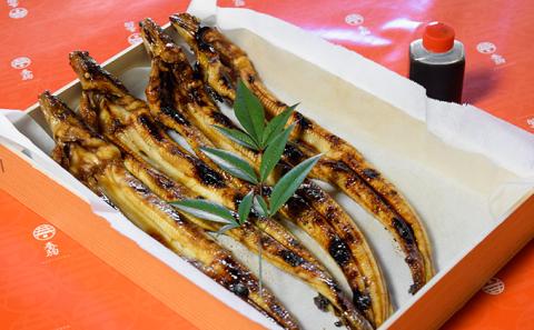 G-104 【紀州備長炭による手焼き】100年前に途絶えた味を復活させた伝説の「国産・焼き穴子(4本入り)」