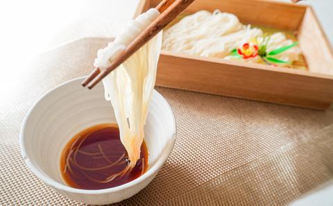 G-54 【明治2年創業 カネヰ醤油】風味醤油「うまみ」こいくち・うすくち各500ml×3本セット