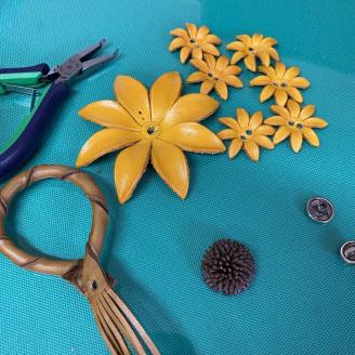 H-191　サイネリアチャーム　ターコイズ