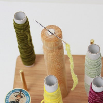 エディ工房　糸巻きスタンド　(オーク・真鍮製8本立)　針休め装備【配送不可地域：沖縄県】