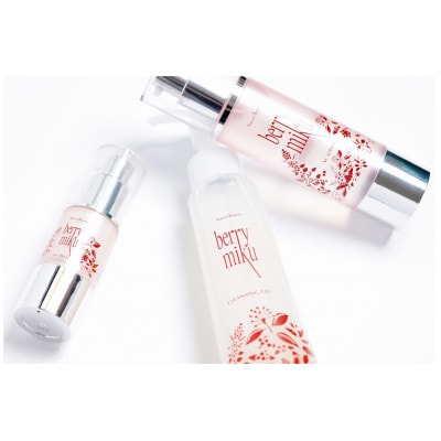 ベリーミク 　スキンケア+UVファンデセット