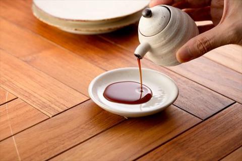 国産有機醤油と国産丸大豆醤油、まいにちのこめ油詰合わせ[860]