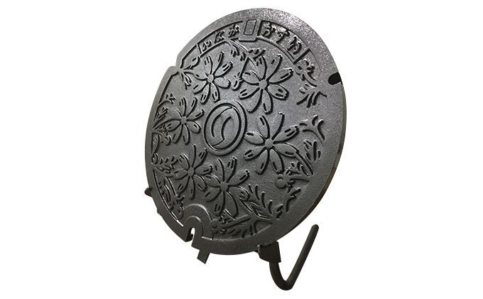 稲美町φ３００マンホール鉄蓋黒蓋