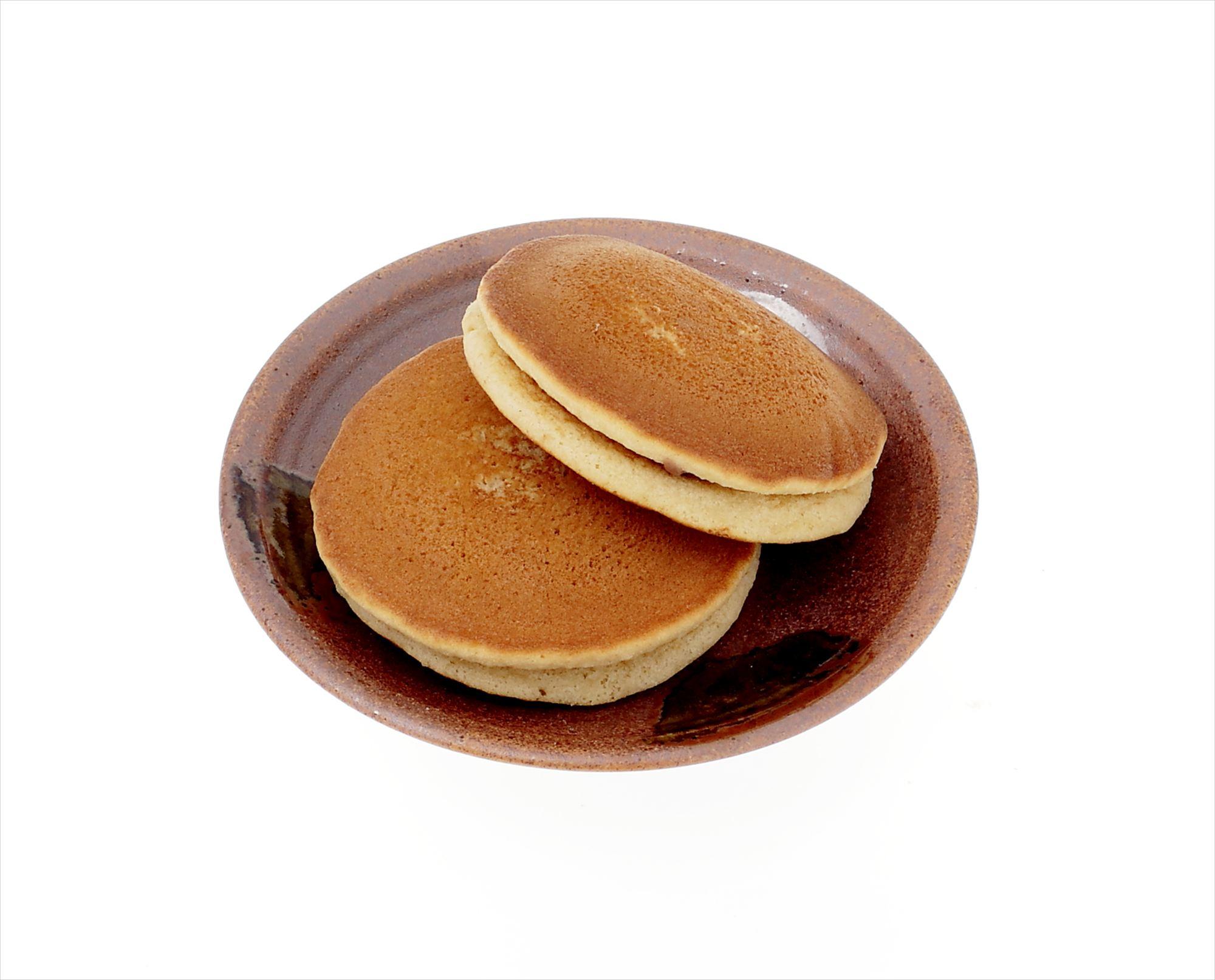 ガジロウ便【関東・中部・近畿・中国・四国】もちむぎ麺(4人前×2箱)どら焼き(10個) もちむぎ麺・どら焼き