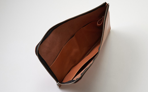 【申込受付後 生産】ジャパンレザー　本革クラッチバッグ(ライトブラウン)　本格牛革使用