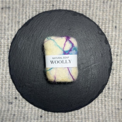 揖保郡太子町・自然派【ふんわり羊毛に包まれたフェルト石けん】PB