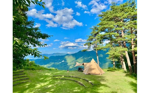 【香美町 吉滝 キャンプ場 助成券 3,000円分 有効期限 令和7年11月30日迄 入金確認後順次発送】1,000メートル級の山々に囲まれた天空のキャンプ場 雲海 利用券 宿泊 券 小代 おじろ 兵庫県 山陰 日本海 オートキャンプ 香住ガニ せこがに のどぐろ 但馬牛 あまるべ鉄橋 クリスタルタワー small is wonderful 10000円 25-30