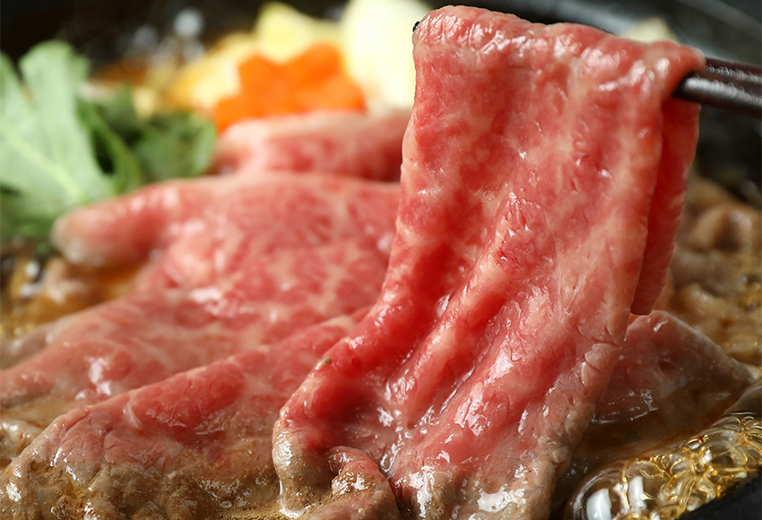 【和牛セレブ】【神戸牛すき焼き・しゃぶしゃぶスライス（ブリスケ）300g】冷凍 高級和牛 牛肉 和牛 牛 肉 神戸牛 ブリスケ 肩バラ しゃぶしゃ すき焼き 年末年始 パーティー ごちそう 和牛 国産 熱田 但馬牛 但馬 神戸 香美町 村岡 和牛セレブ 12000円 58-27