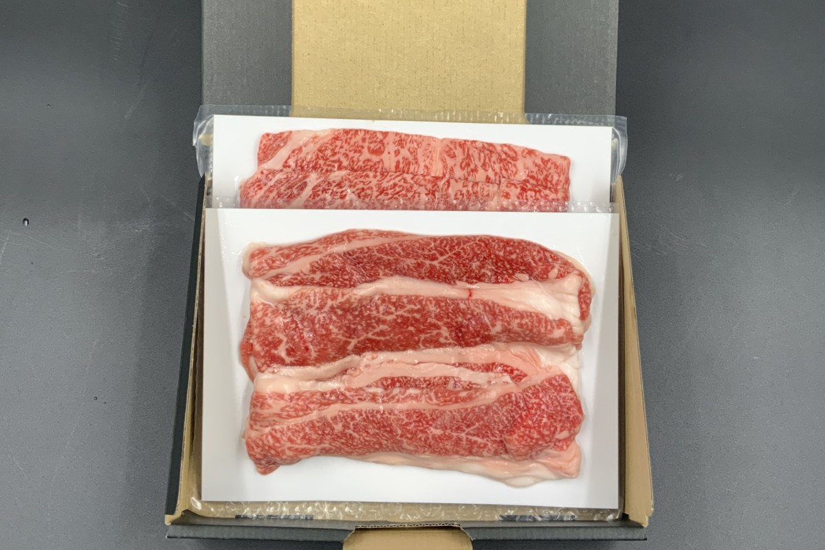 【高島屋選定品】【神戸牛 ロースすき焼き&カルビすき焼き】冷凍 神戸ビーフ 但馬牛 神戸牛 和牛 牛 牛肉 リブロース すき焼き カルビ 人気 国産 お取り寄せ グルメ 但馬 神戸 冷凍 兵庫県 香美町 高島屋 31000円 79-12