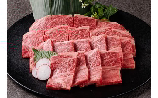 【神戸牛 肩ロース焼肉切り落とし 600g（黒折箱入り）冷凍】箱入り ギフト 和牛 牛肉 ステーキ しゃぶしゃぶ すき焼き 焼肉  ふるさと納税で贈る至福の味わい！自慢の神戸牛をご自宅で堪能 大人気 ふるさと納税 バーベキュー 年末年始 お盆 パーティー ボックス ごちそう 和牛 国産 但馬牛 但馬 神戸 香美町 村岡 和牛セレブ 35000円 58-15