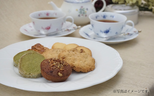 【米粉ガトー 13枚入りセット 常温】清流『瀞川（とろかわ）』棚田で生産されるブランド米『とろかわの恋』米粉で作った焼き菓子 クッキー カントリークッキー 詰め合わせ 美味しい おやつ デザート スイーツ お菓子 お土産 ふるさと納税 おすすめ 返礼品 兵庫県 香美町 村岡区 板仕野 うづかの森 11000円 59-01