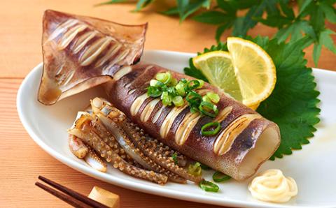 冷凍スルメイカ　約1kg入【配送不可地域：離島】