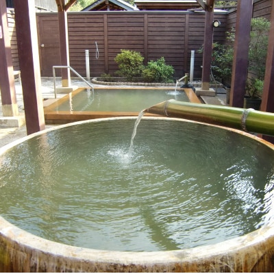 兵庫県新温泉町七釜(しちかま)温泉 源泉かけ流し!日帰り温泉『ゆ～らく館』入浴回数券4枚綴り