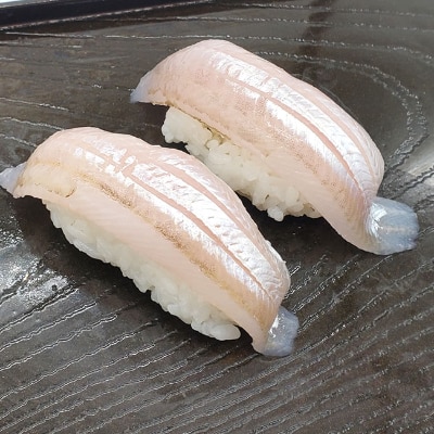 兵庫県新温泉町　お刺身もできる船内凍結生ハタハタ(10尾入)【配送不可地域：離島】