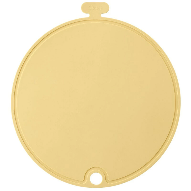 【ふるさと納税】 まな板 シリコーン丸型まな板 直径 30cm 曲げて使える 料理 キッチングッズ くすみ カラー イエロー 食洗機OK 食洗機可 食洗器対応 熱湯消毒 衛生的 食材を移しやすい 吊り下げ収納 スケーター株式会社 623349 奈良県 奈良市 なら 6-061