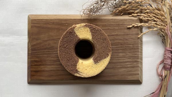 【定期便3ヶ月】米農家の嫁が作る米粉シフォンケーキ（プレーン・深蒸し茶・マーブル各3個）米心工房 奈良県 奈良市 なら U-119