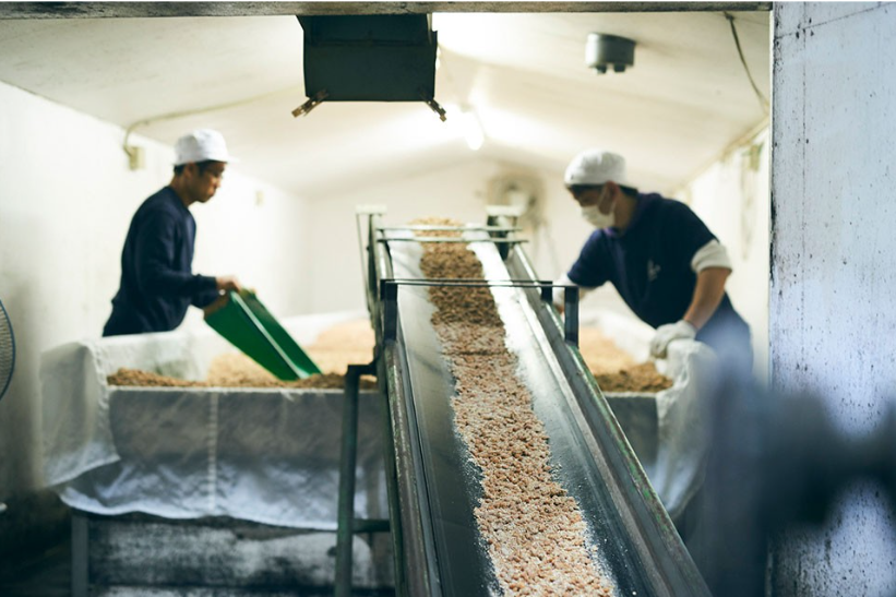 五徳味噌４kg樽詰め