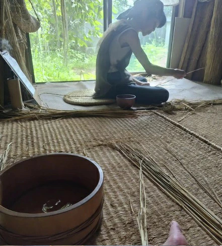 注連縄 しめなわ リース 正月飾り 玄関飾り 縁起物 お正月 新年 インテリア 飾り 祝福 国産 ハンドメイド 藁 ebiko しめ縄 しめ飾り 伝統工芸 年越し準備 和風 オーナメント 神棚 神社 参拝 初詣 迎春 開運 浄化 お祓い 祓い 年越し 年末 年始 奈良市 奈良県 18-032