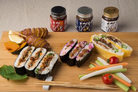 17-044 べっぴん奈良漬ごはんのお供セット（和風らー油×2、激辛みそ・塩だれ・季節の野菜みそ各×1）