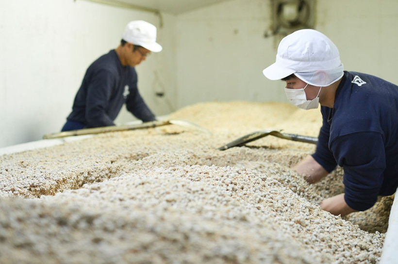 五徳味噌４kg樽詰め