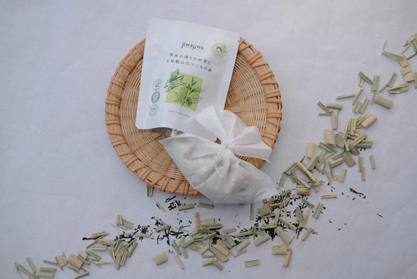 jiwajiwa 大和番茶に浸る。奈良薬草風呂 20日分 キハダ葉ブレンド＆マコモ葉ブレンド詰め合わせ K-27