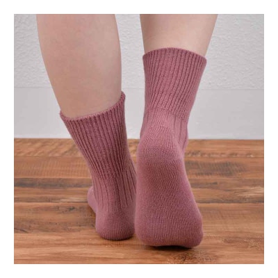 日本製 あったか 靴下 吸湿発熱 ゆったり口ゴム (同色2足組)  ローズ (1700-7198)
